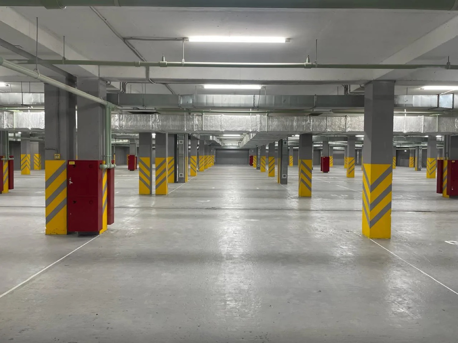 Машиноместо, 14 м²