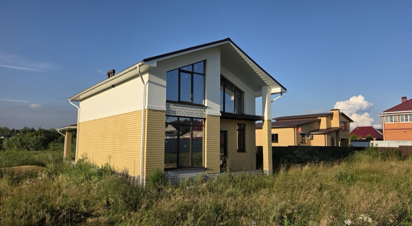 Коттедж 190 м² на участке 12 сот. 5