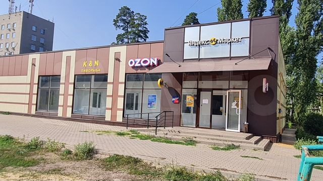 Новое здание с арендаторами и свободными площадями 4